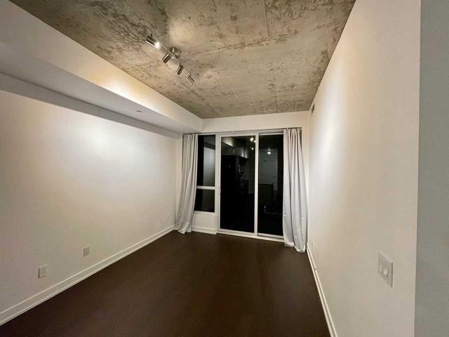 LPH-17 - 1030 King St W