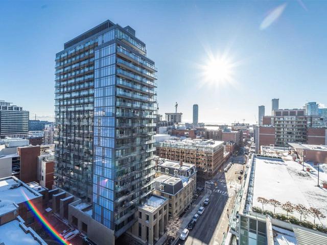 1210 - 116 George St