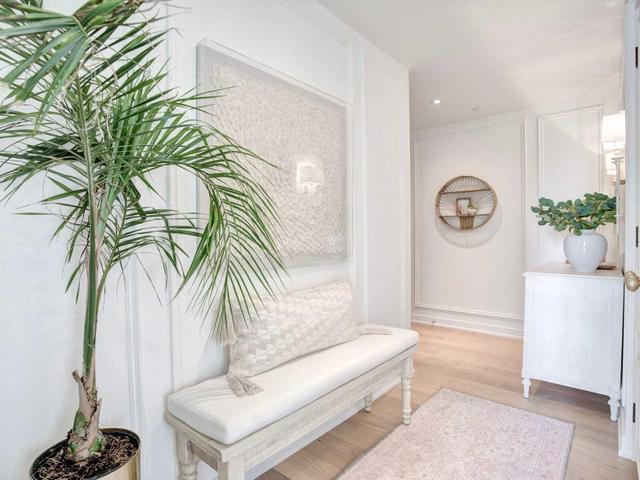 312 - 161 Roehampton Ave