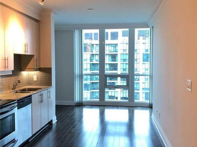 3806 - 16 Harbour St