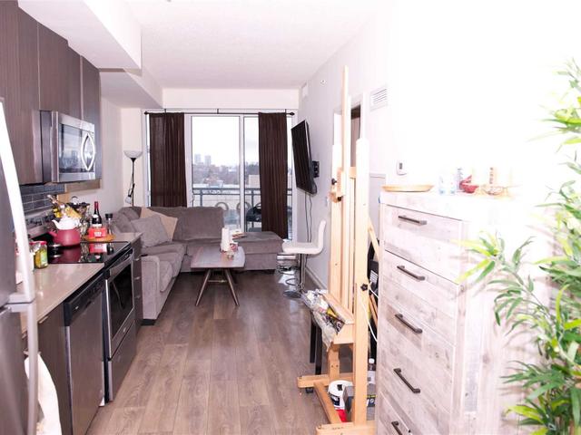 601 - 3237 Bayview Ave