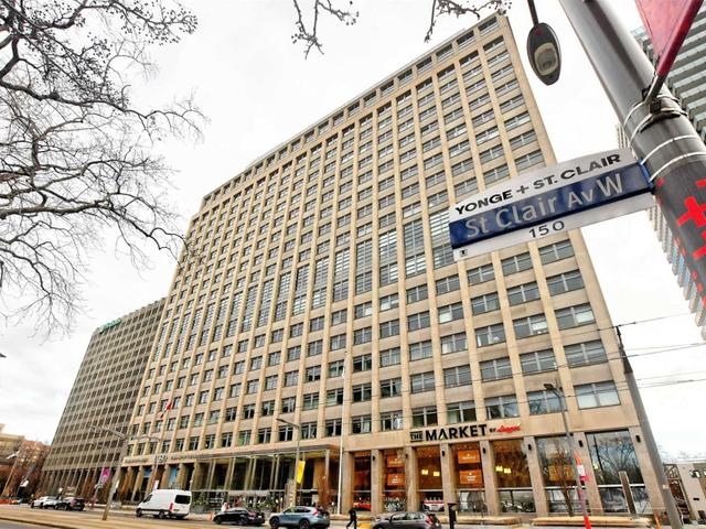 621 - 111 St Clair Ave W