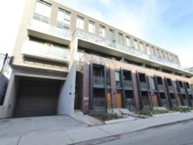 TH-104 - 90 Niagara St S