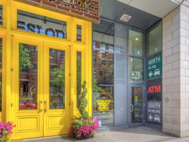 711 - 478 King St W