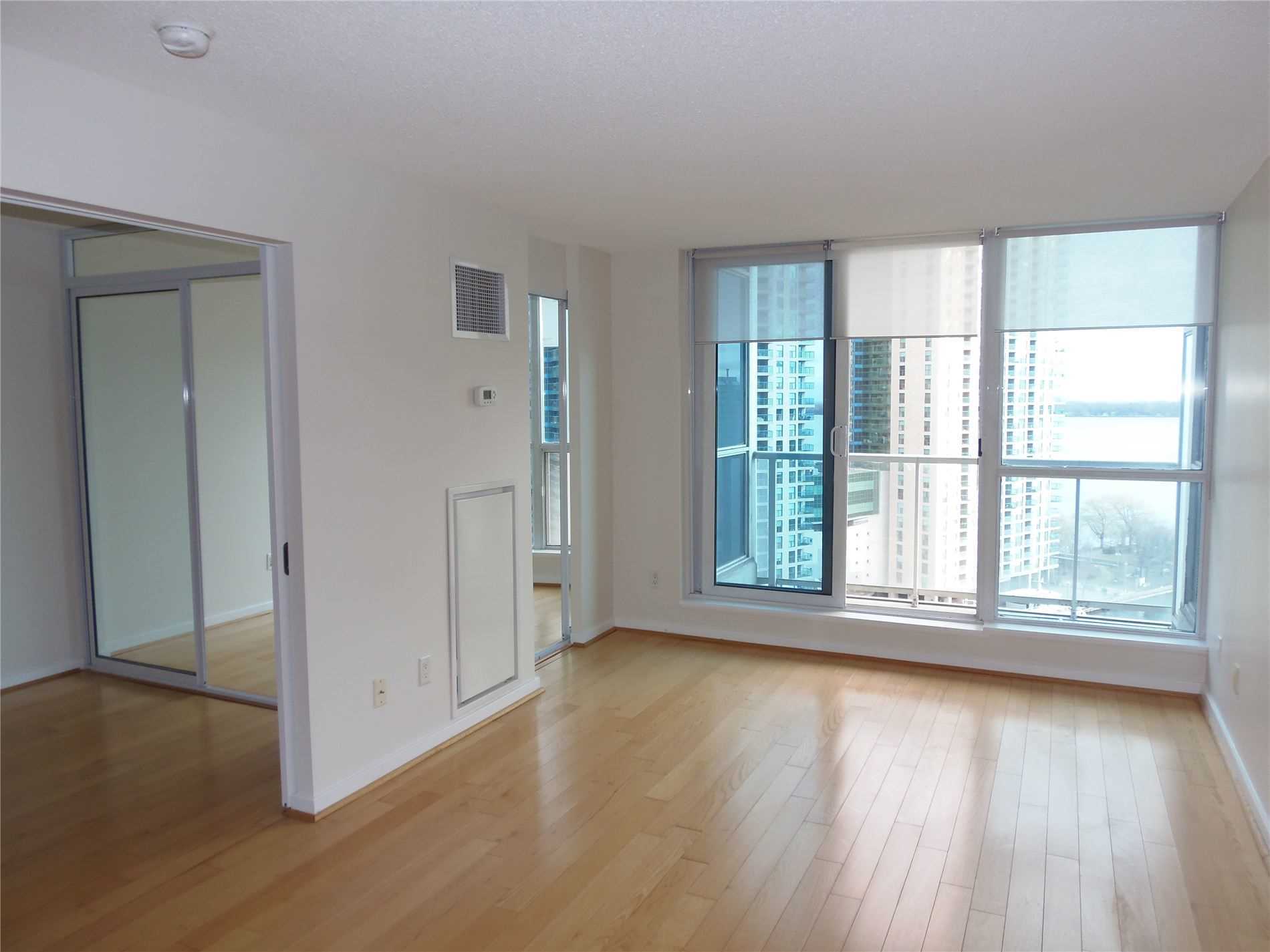 1504 208 Queens Quay W, Toronto Sold, C5063609 Condos.ca
