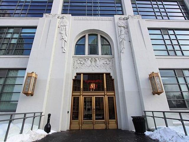 811 - 637 Lake Shore Blvd W