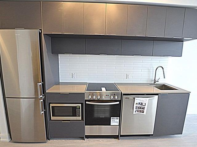 4712 - 181 Dundas St E