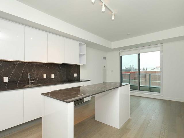 407 - 377 Madison Ave