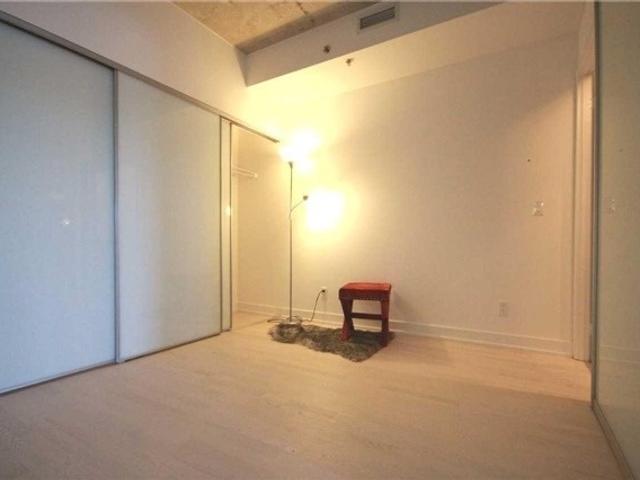 416 - 20 Gladstone Ave