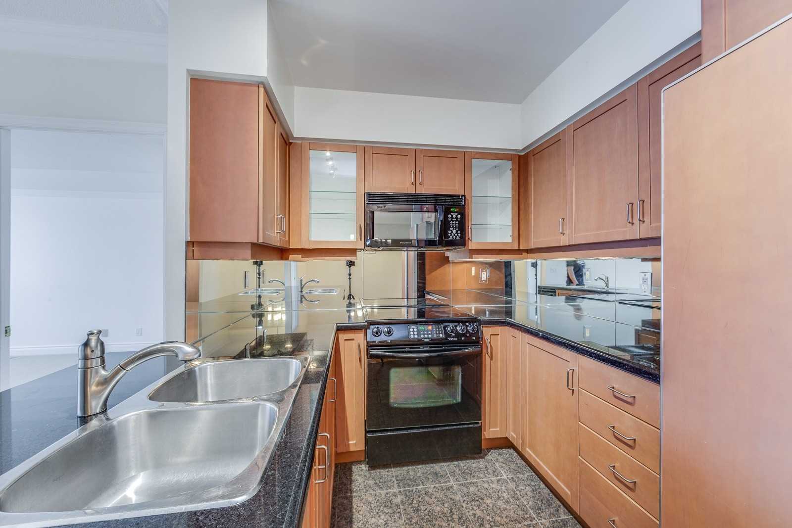 620 10 Delisle Ave, Toronto For Rent 3,350 Condos.ca