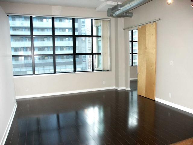 412 - 188 Eglinton Ave E