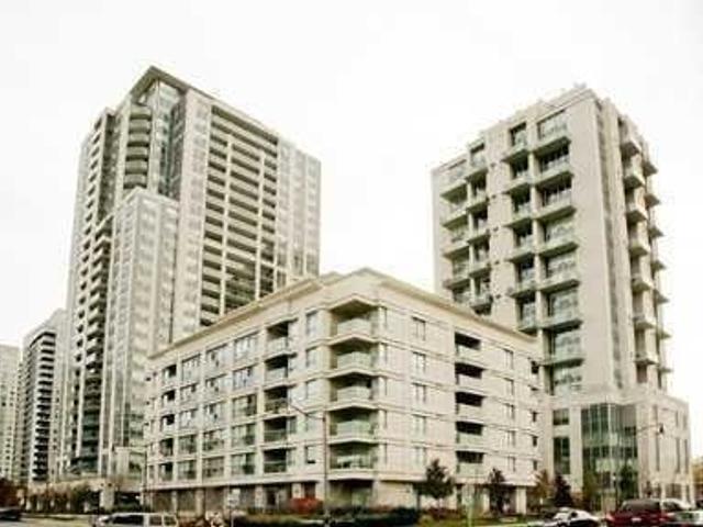 401 - 19 Avondale Ave