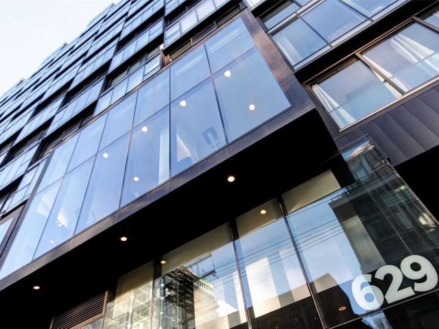 1301 - 629 King St W