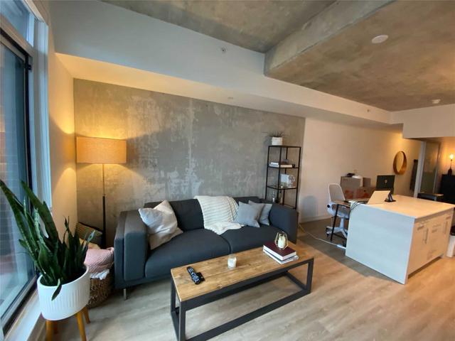 410 - 205 Manning Ave