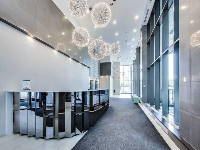 1712 - 20 Minowan Miikan Lane