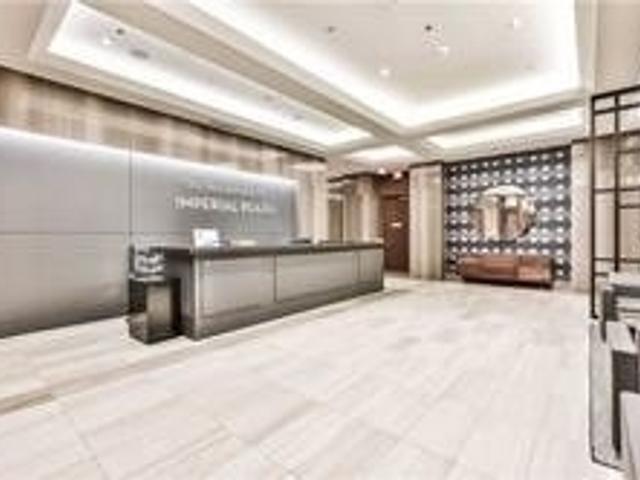 1522 - 111 St Clair Ave W