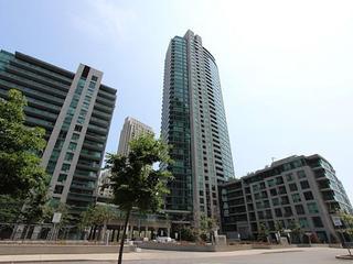 1810 - 215 Fort York Blvd