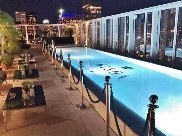 1015 - 88 Blue Jays Way