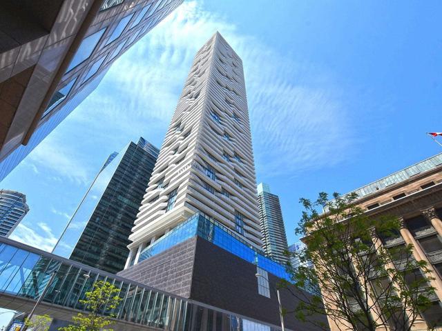 2503 - 100 Harbour St