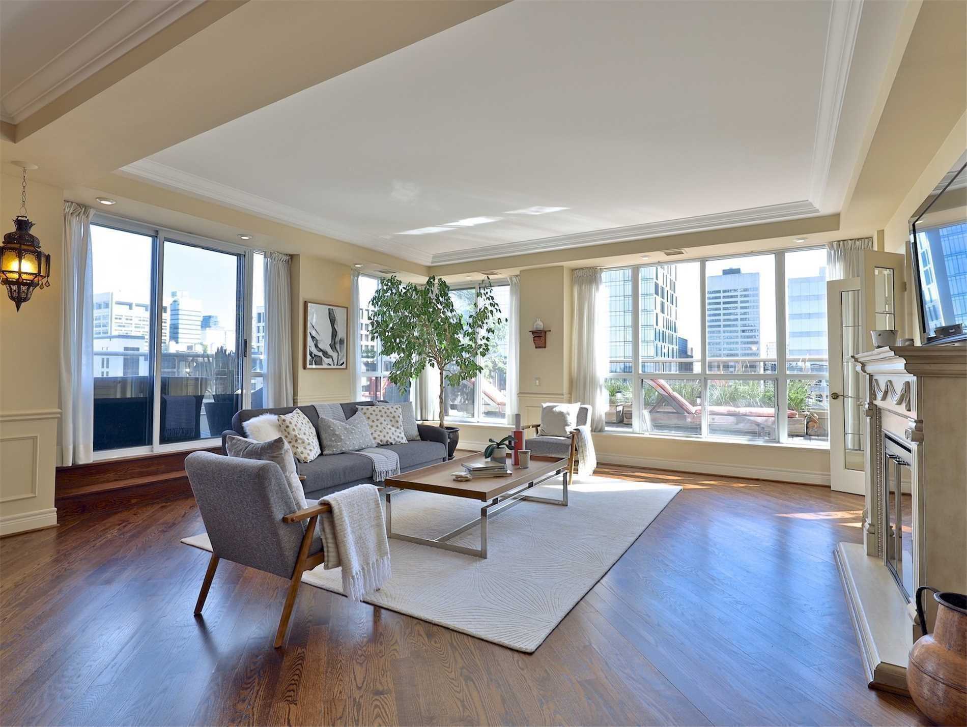 PH9 152 St Patrick St, Toronto Sold Conditional, C5073170 Condos.ca