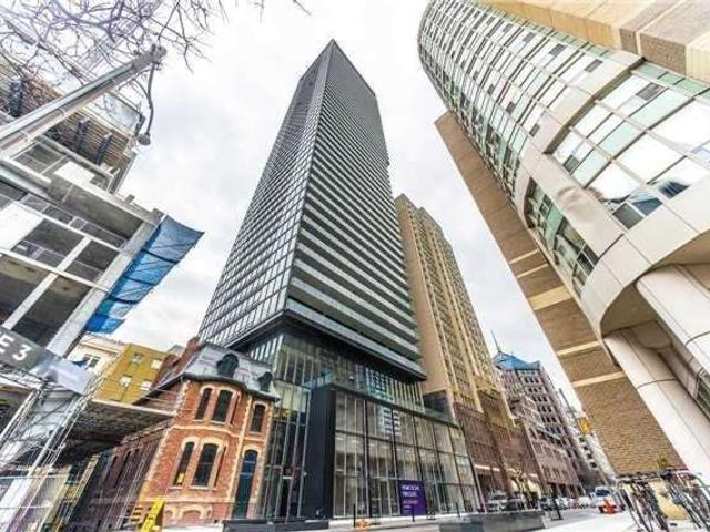 2207 - 15 Grenville St