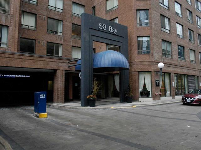 321 - 633 Bay St