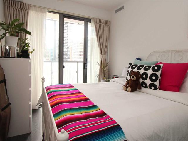 903 - 50 Charles St E