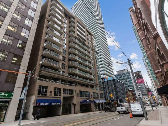 702 - 105 Victoria St