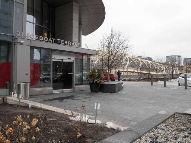 3612 - 21 Iceboat Terr