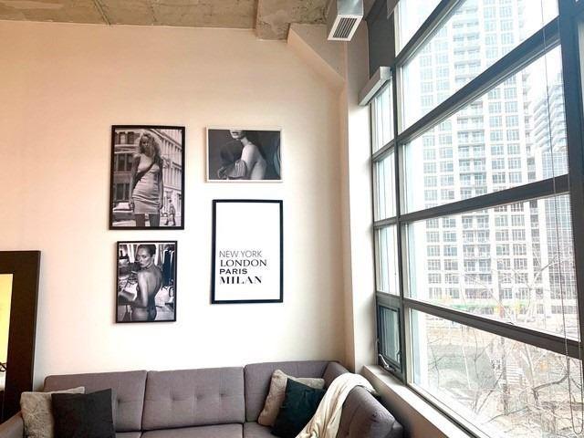 323 - 637 Lake Shore Blvd E