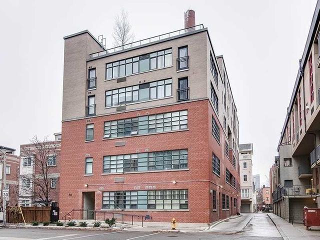 305 - 10 Wellesley Pl