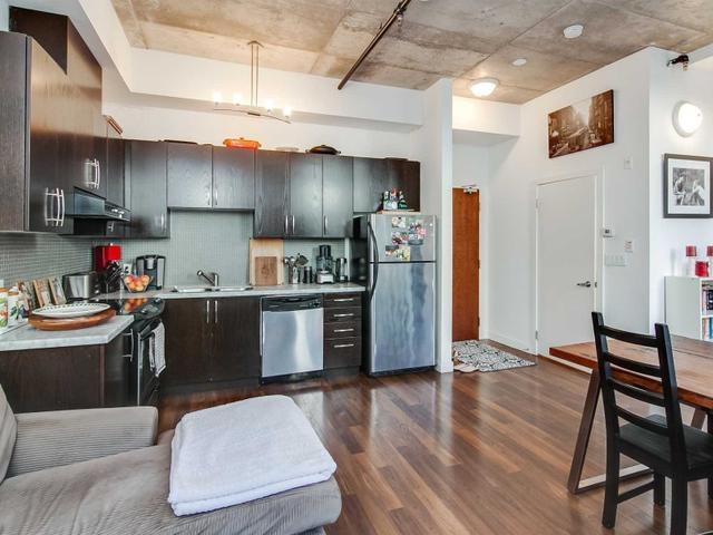 305 - 10 Wellesley Pl