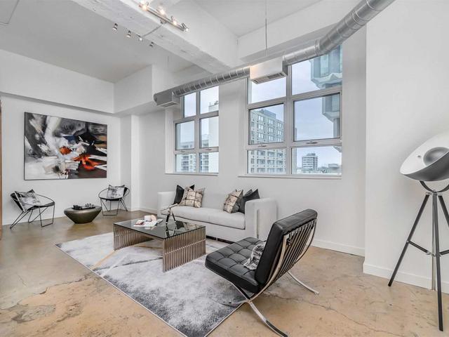 422 - 155 Dalhousie St