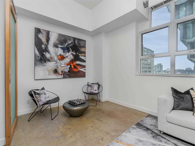 422 - 155 Dalhousie St