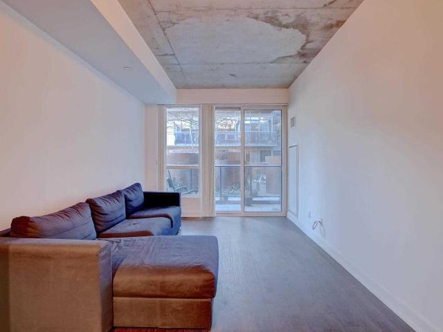 312 - 1030 King St W