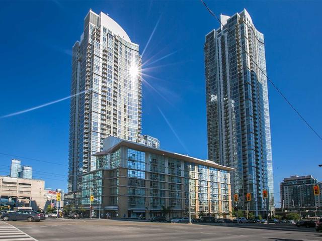 2810 - 10 Navy Wharf Crt
