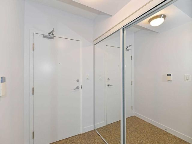 2208 - 5 Mariner Terr