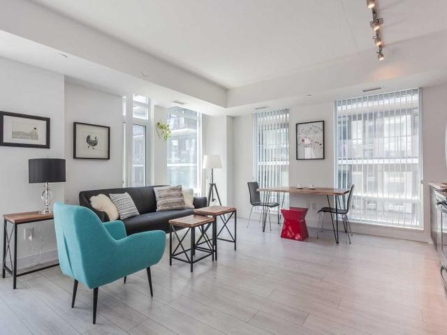 1503 - 525 Adelaide St W