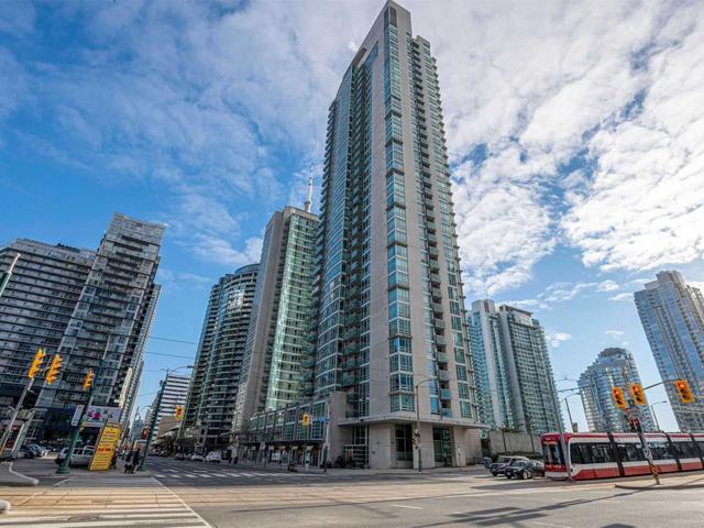 2008 - 397 Front St W