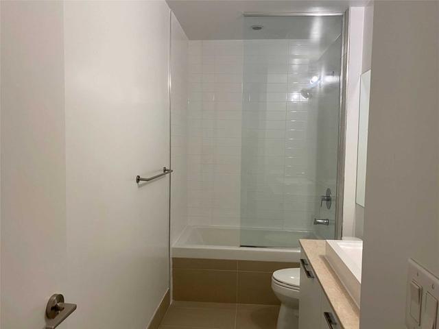 414 - 399 Adelaide St W