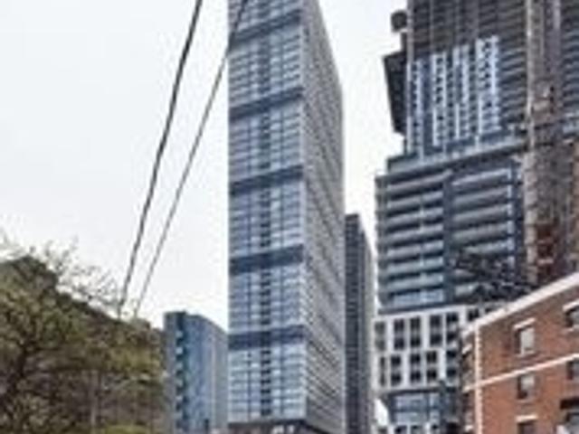 1110 - 181 Dundas St E