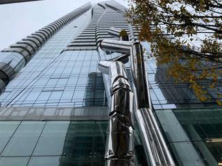 2803 - 1 Bloor St E