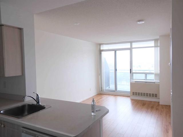 1907 - 153 Beecroft Rd