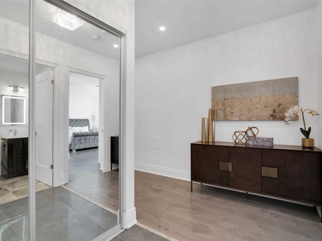 PH2621 - 15 Northtown Way