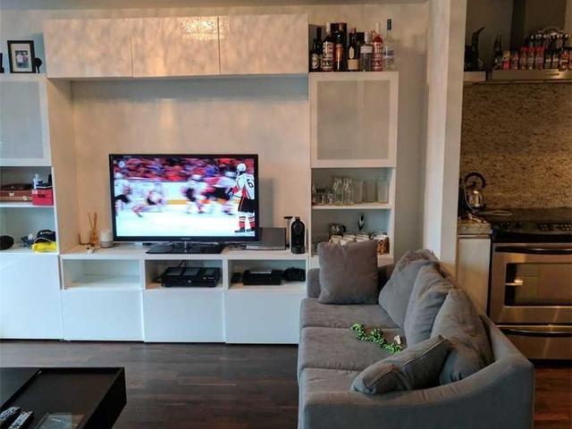 312 - 75 Portland St