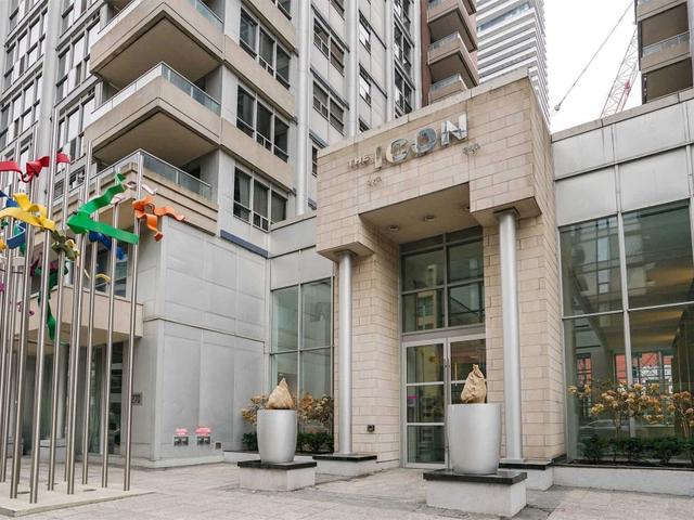 225 - 270 Wellington St W