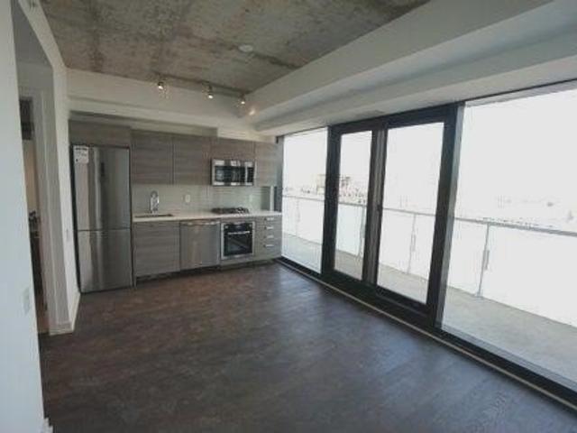 1705 - 11 Charlotte St