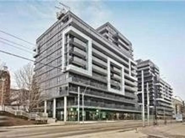 1114 - 1030 King St W