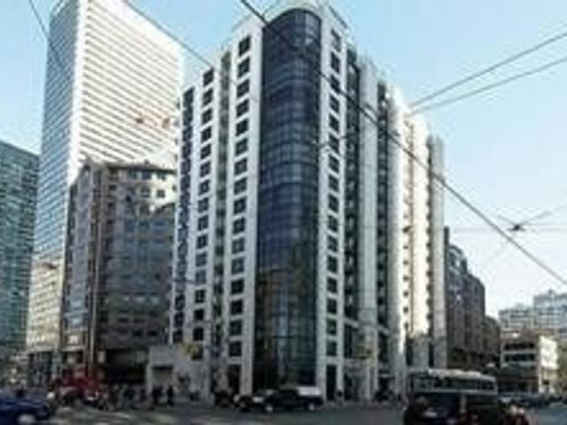 1008 - 801 Bay St