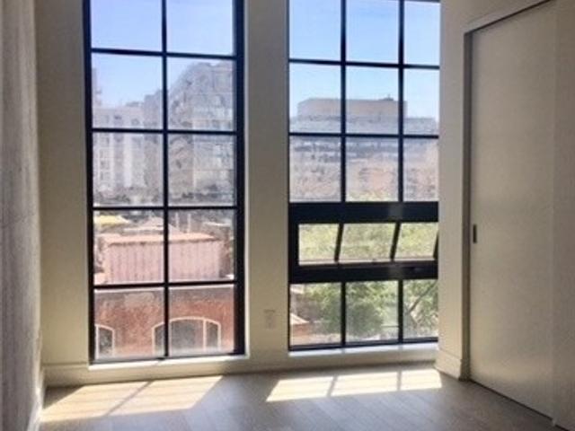 610 - 608 Richmond St W